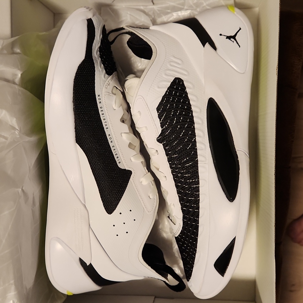 Nike Air Jordan Luka 1 Reverse Orca White Black DN1772-107 Men’s Size 9 Shoes